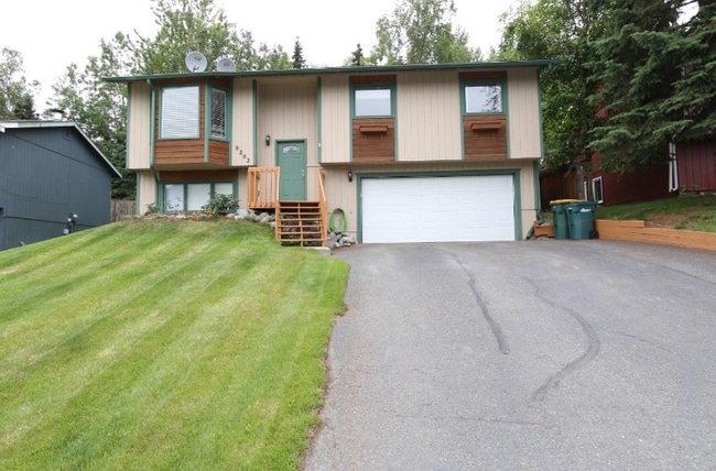 Building Photo - 9202 Cam Island Cir