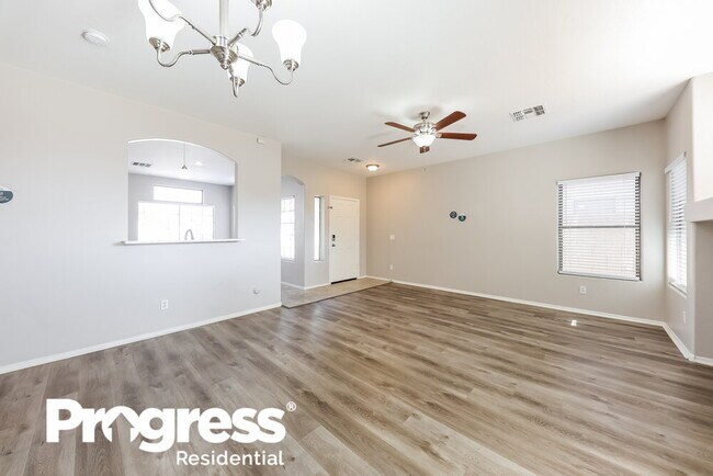 Building Photo - 13017 W Corrine Dr