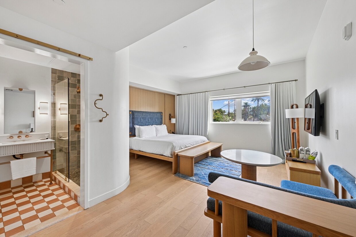 Primary Photo - Alsace LA