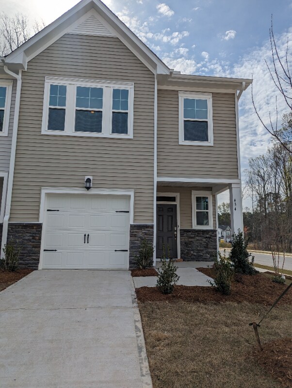 434 Hazy Hls Ln, Garner, NC 27529 Townhome Rentals in Garner NC
