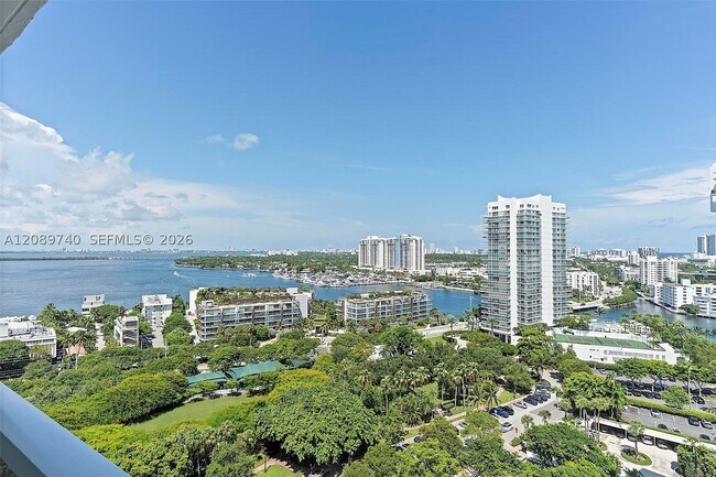 Foto del edificio - 9 Island Ave