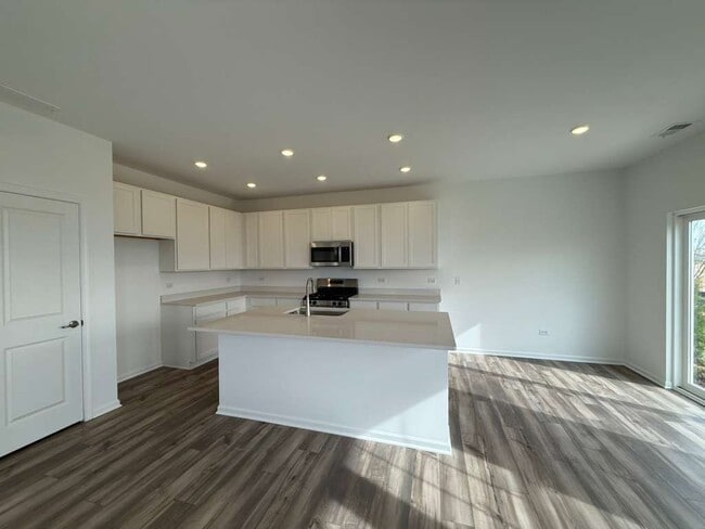 Foto del edificio - 25747 W Yorkshire Dr