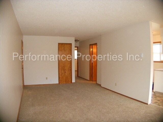 Foto del edificio - 2205 NE 46th Ave