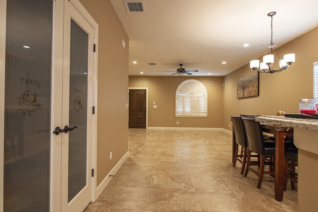 Building Photo - Charming Elegance Meets Modern Comfort in ...