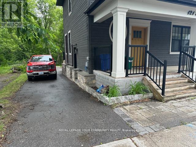 Building Photo - 121-121 Prospect St