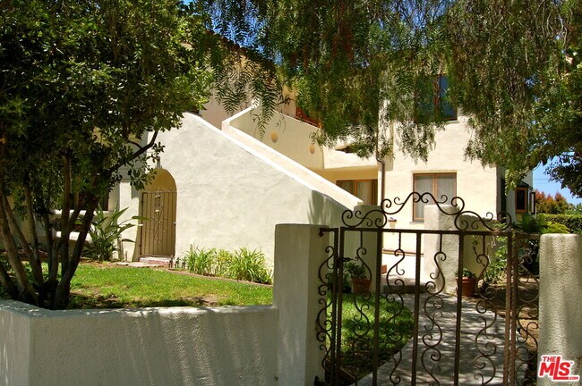 Foto del edificio - 1203 Hi Point St