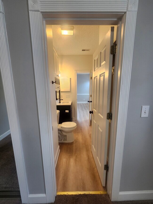 Building Photo - 4717 Wild Iris Dr