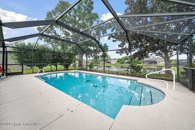 Foto del edificio - 7743 Greenboro Dr