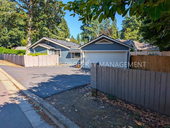Foto del edificio - 4884 Lamont Way
