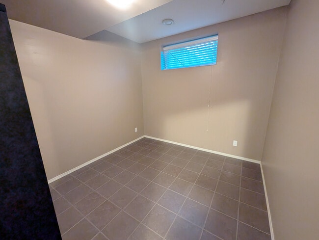Building Photo - 120A-1112 112 St