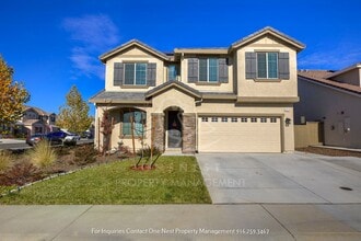 Building Photo - 2974 Lindbergh Ln