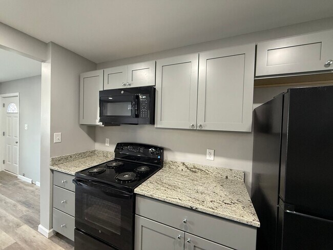 Foto del edificio - 1136 S Main St