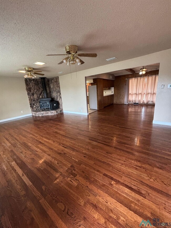 Foto del edificio - 1420 E 21st St