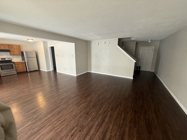 Foto del edificio - 8028 Cork Bend Ln