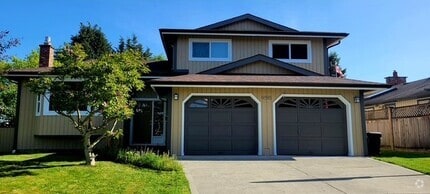 Building Photo - 9595 Iroquois Way