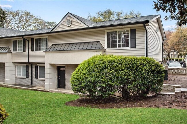 Foto del edificio - 6940 Roswell Rd NE