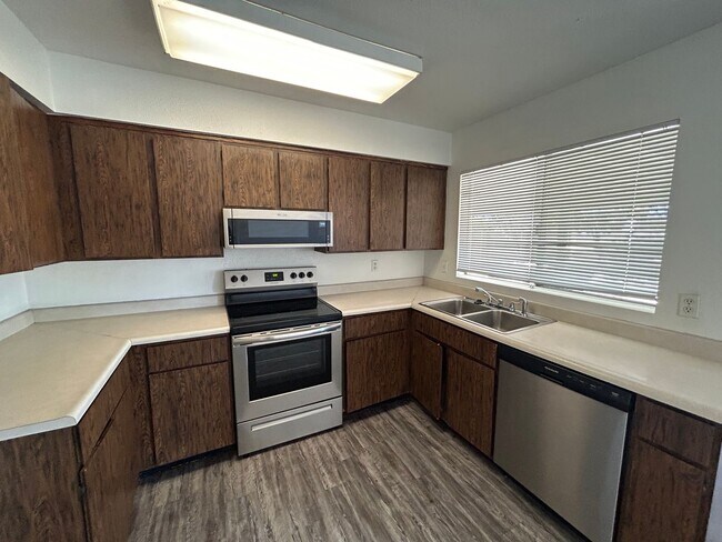 Foto del edificio - 3 Bedroom 2 Bathroom Parkview North Home