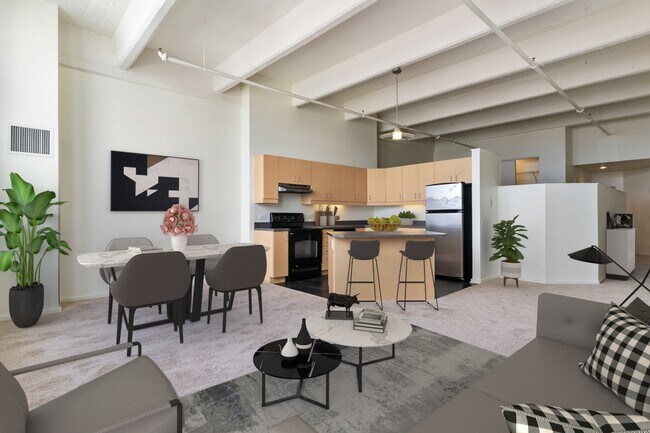 Building Photo - Lofts 640