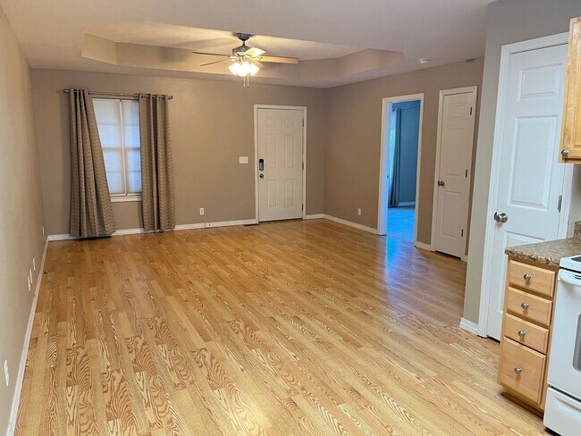 Foto del edificio - 2 Bed/1 Bath Home