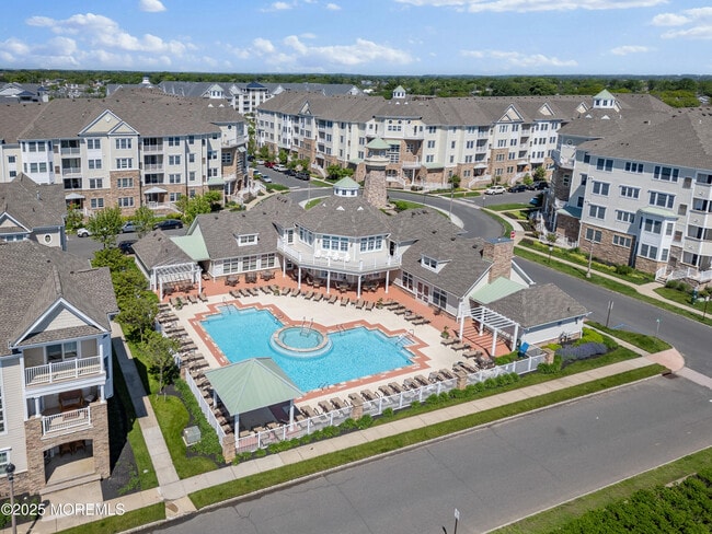 Building Photo - 33 Cooper Ave