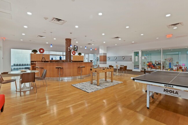 Building Photo - 4 Beacon Way
