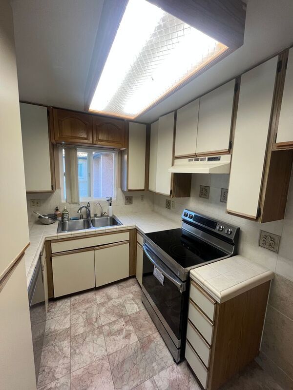 Building Photo - 11235 Avenida De Los Lobos