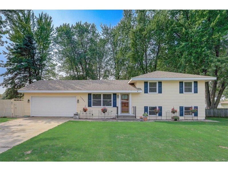 14557 Danbury Ave W, Rosemount, MN 55068 House Rental in Rosemount