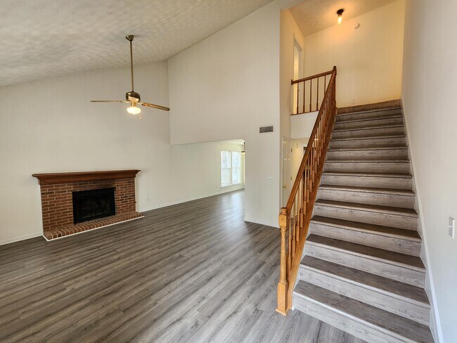 Foto del edificio - 2611 Garland Way