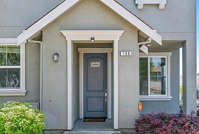 Foto del edificio - 168 Caroline Ln