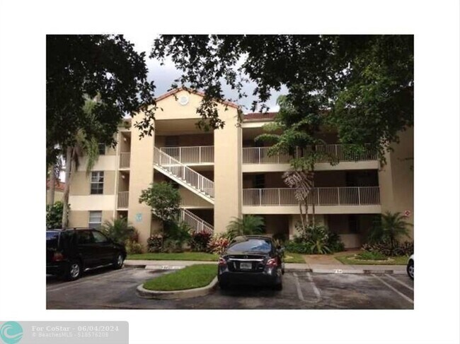 Building Photo - 8304 NW 24th St