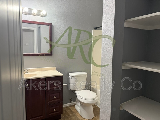 Building Photo - 741 E Laporte Dr