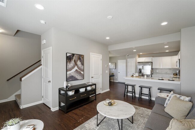 Foto del edificio - 3 br, 2.5 bath House - Legacy Townhomes 80...