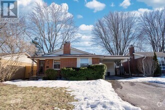 Building Photo - 419 Castlegrove Blvd