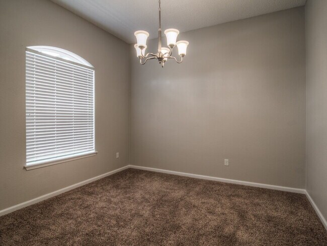 Building Photo - 16380 Bamboo Bluff Ct