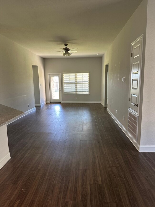 Building Photo - 4201 Chadwick Rd