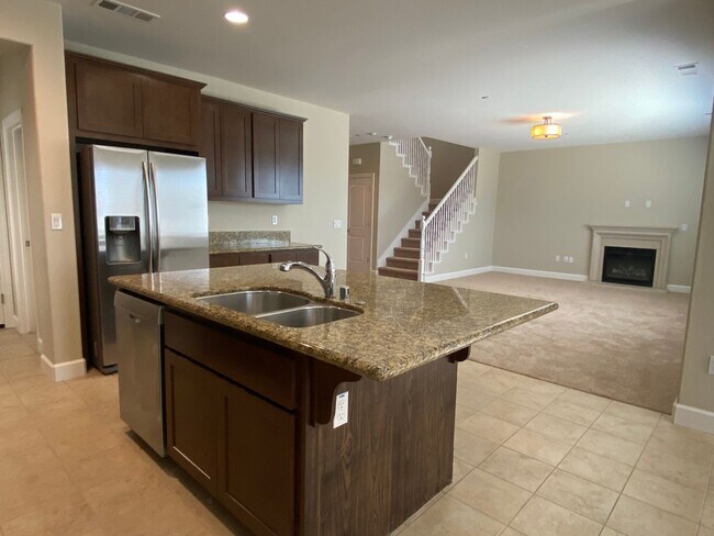 Foto del edificio - Dublin Ranch Two Story, 4 Bed & Loft, 3 Bath, great views and close to Top Rated Schools includin...