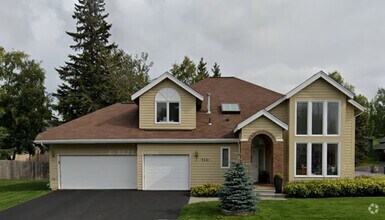 Building Photo - 3221 Legacy Dr