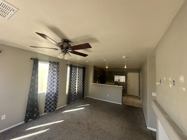 Foto del edificio - 9477 Havasu Canyon Ave