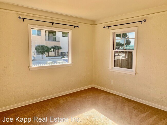 Building Photo - 2 br, 1 bath House - 3005 Central Ave