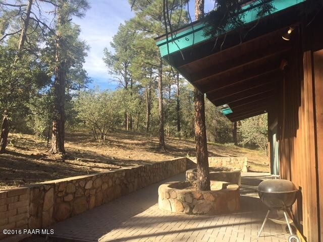 Building Photo - 925 Blue Jay Dr
