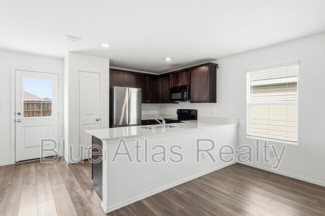 Building Photo - 510 Olmstead Dr
