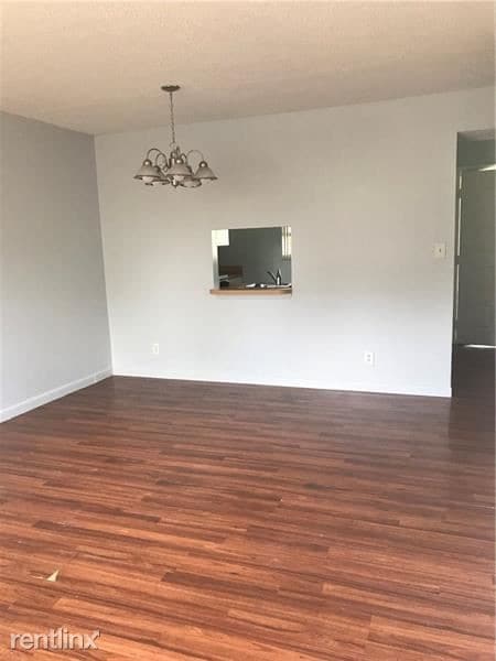 Building Photo - 2 br, 2 bath  - 3554 NW 114th Ter