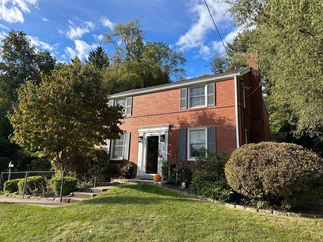 Foto principal - 122 Lee Rd