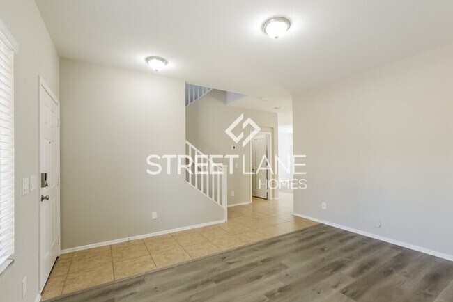 Building Photo - A charming 5 bedrooms, 4 baths home!