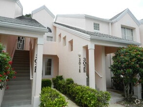 Building Photo - 301 Muirfield Ct