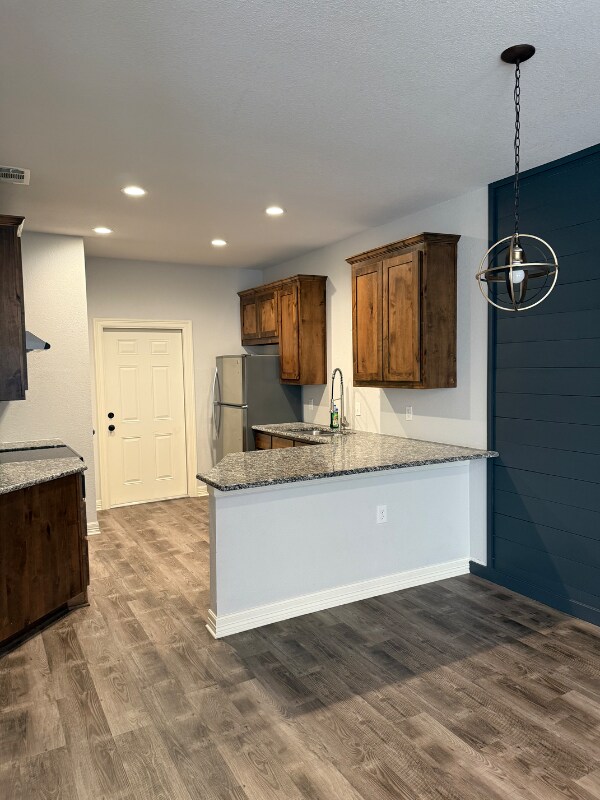 Foto del edificio - 204 Northwood Blvd