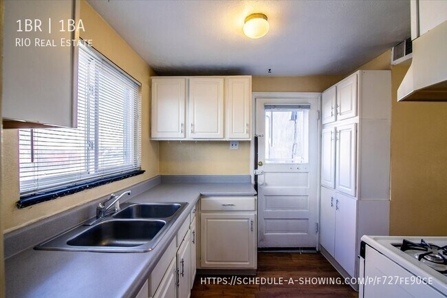 Photo - 150 Grant St Apartment