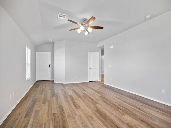 Building Photo - Now Available! Spacious 3-Bedroom, 2-Bath Home with a Privacy-Fenced Backyard in Magnolia Springs