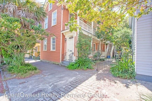 Building Photo - 4 br, 2.5 bath House - 5 Judith Street