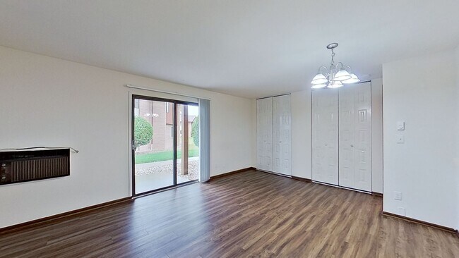Foto del edificio - N76-W14535 Market Dr